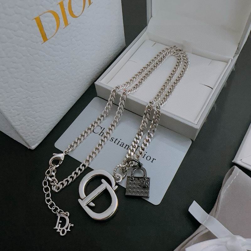 Dior Necklace 10yxx98